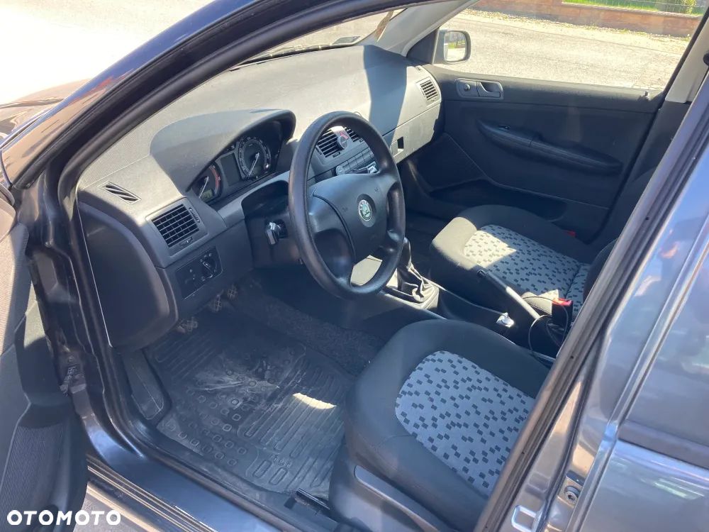 Skoda Fabia 1.2 12V Active - 11