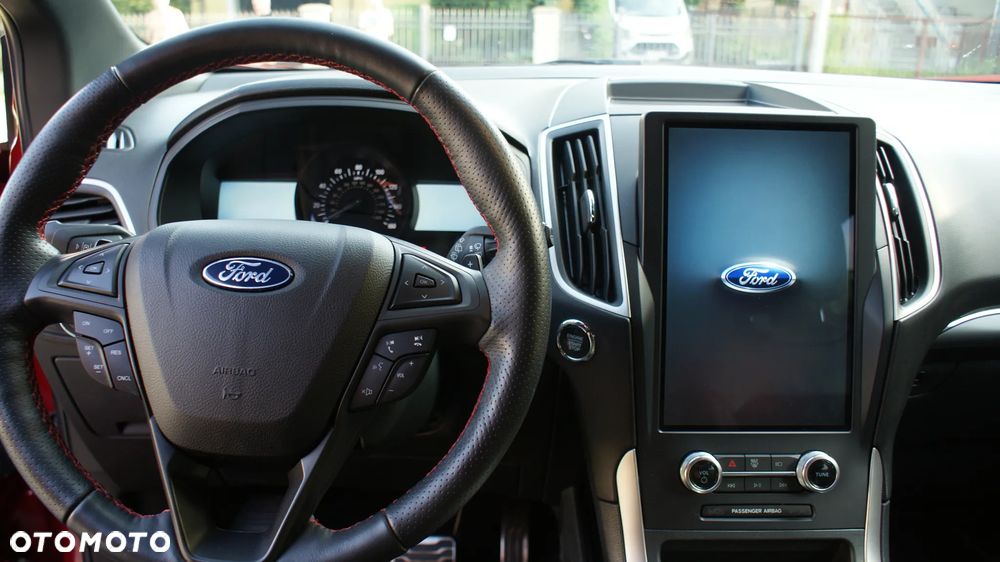 Ford Edge - 11