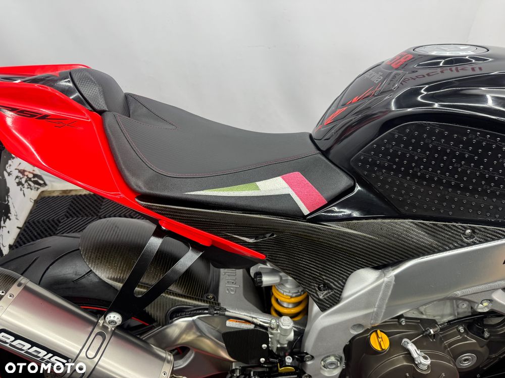 Aprilia RSV - 33