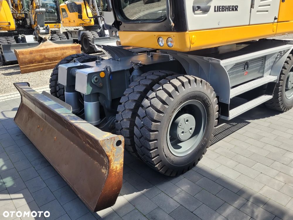 Liebherr A918 / ROTOTILT ze szczypcami / system niwelacji GPS 3D / - 4
