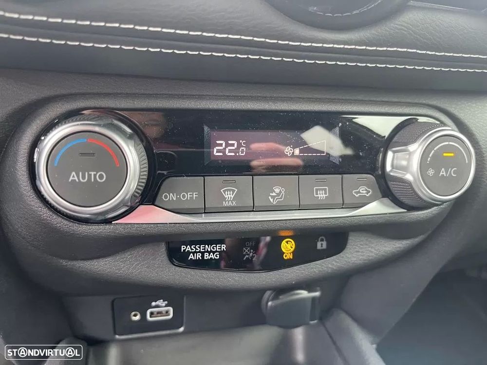 Nissan Juke 1.6 Hybrid N-Connecta Two Tone - 18