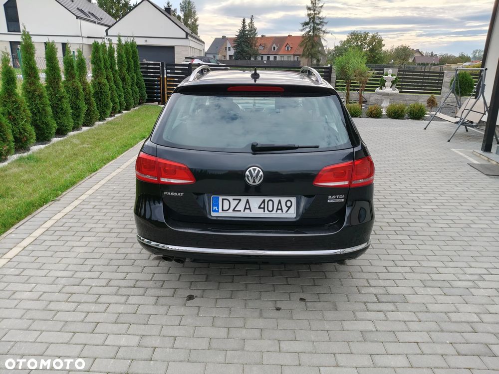 Volkswagen Passat 2011 photo 5