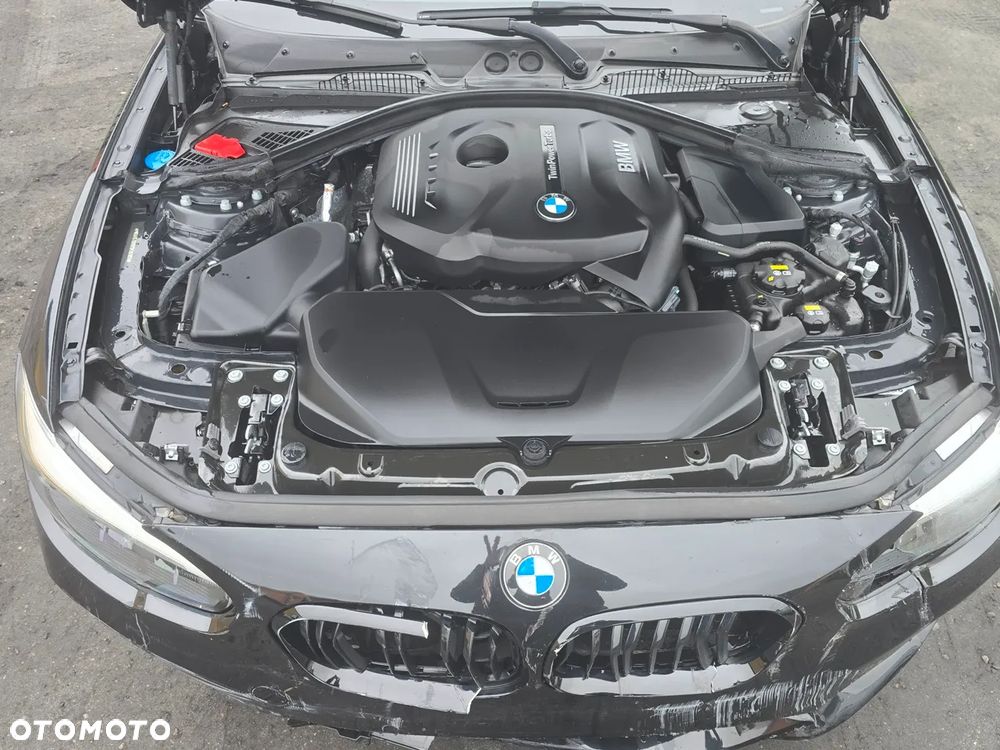 BMW Seria 1 120i M Sport Shadow - 25