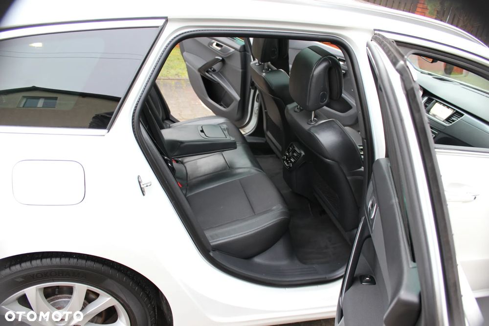 Peugeot 508 BlueHDi 120 EAT6 Stop&Start Allure - 27