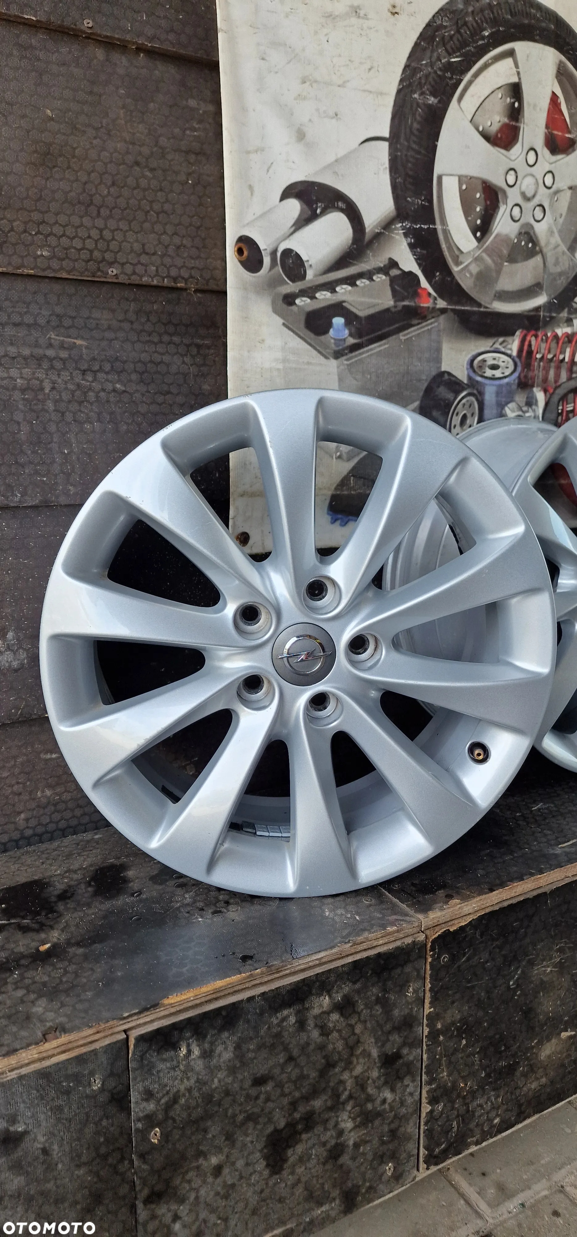 Alufelgi OPEL ASTRA J  5X115 R17 ET44 - 2