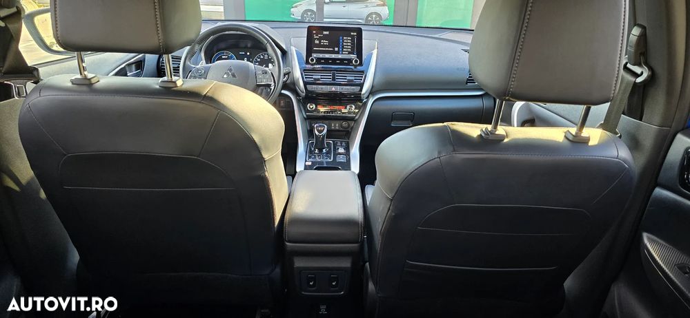 Mitsubishi Eclipse-Cross Plug-In Hybrid 4WD Plus Select - 13