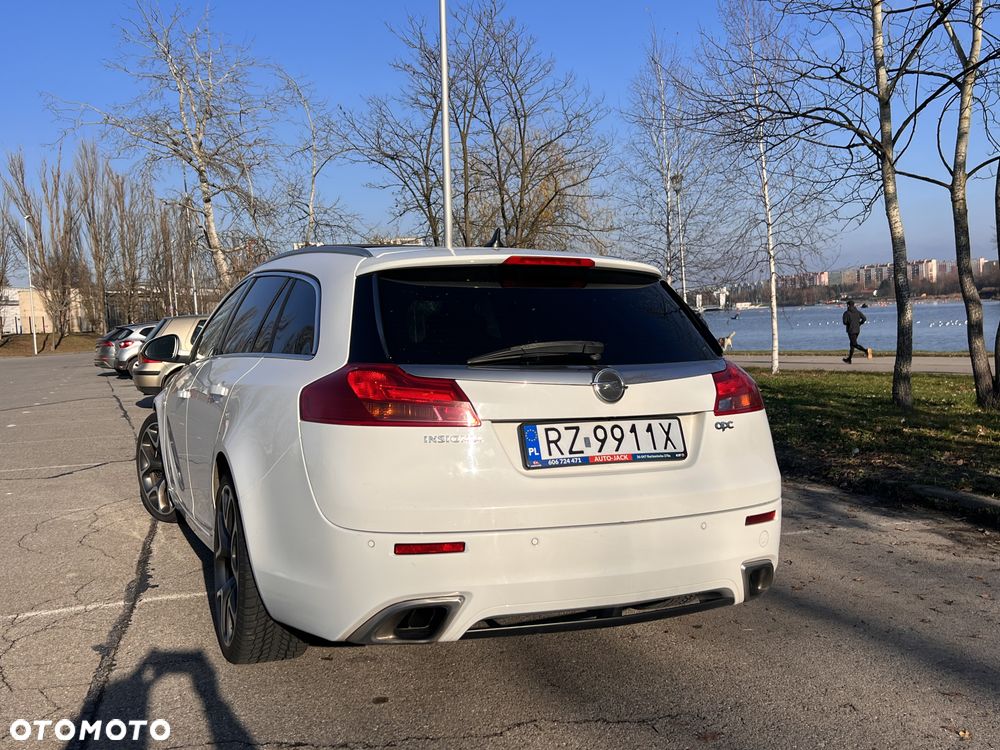 Opel Insignia - 10