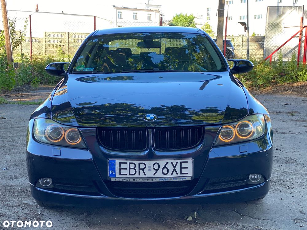 BMW Seria 3 320d - 14
