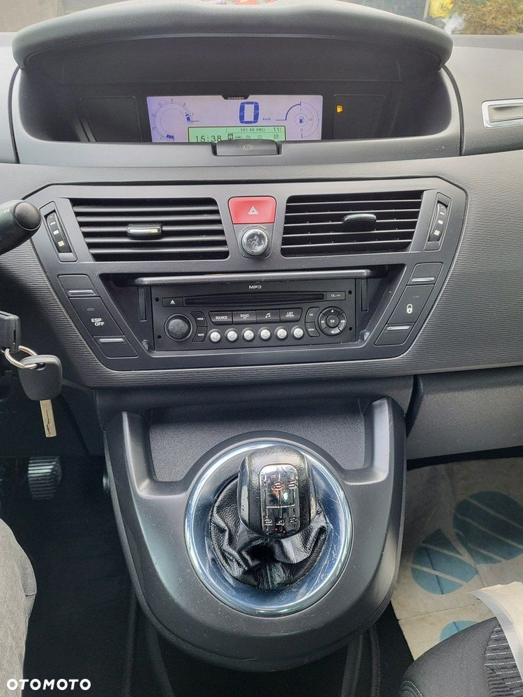 Citroën C4 Picasso - 32