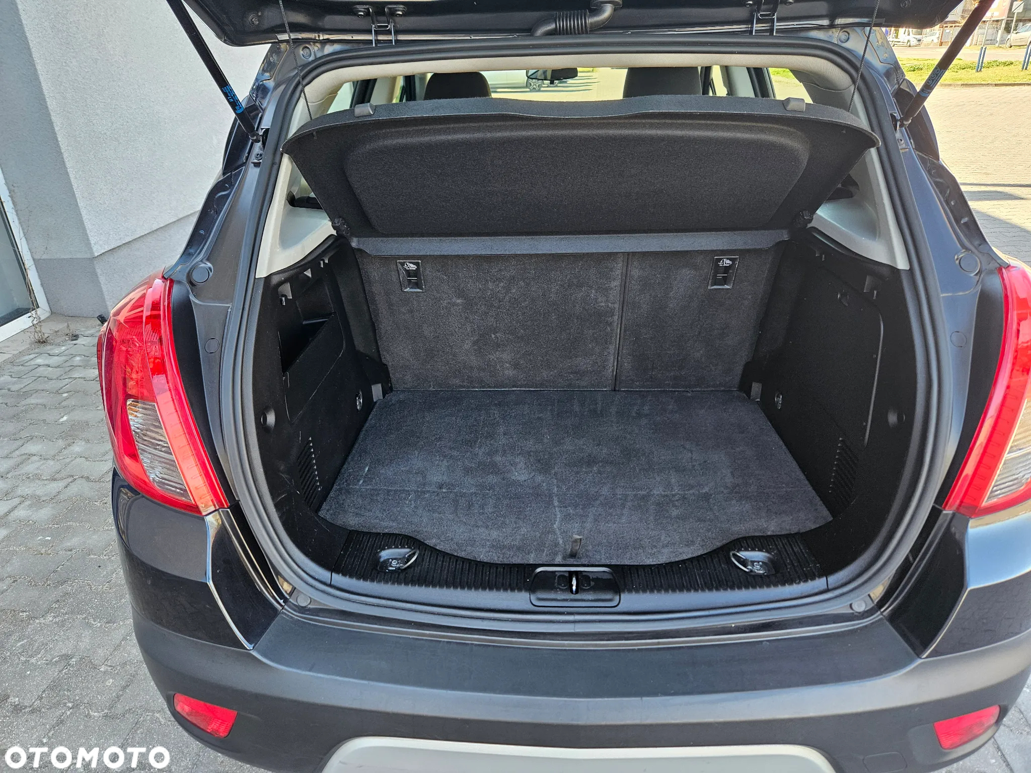 Opel Mokka 1.6 Essentia S&S - 10