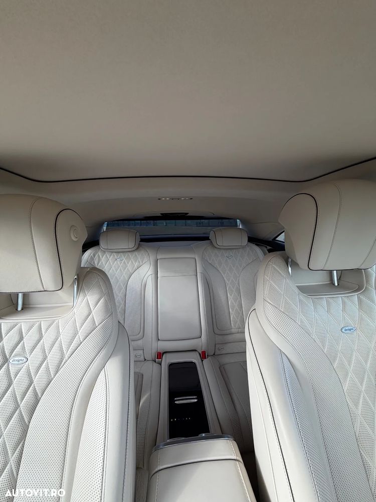 Mercedes-Benz S 500 4MATIC Coupe Aut - 16