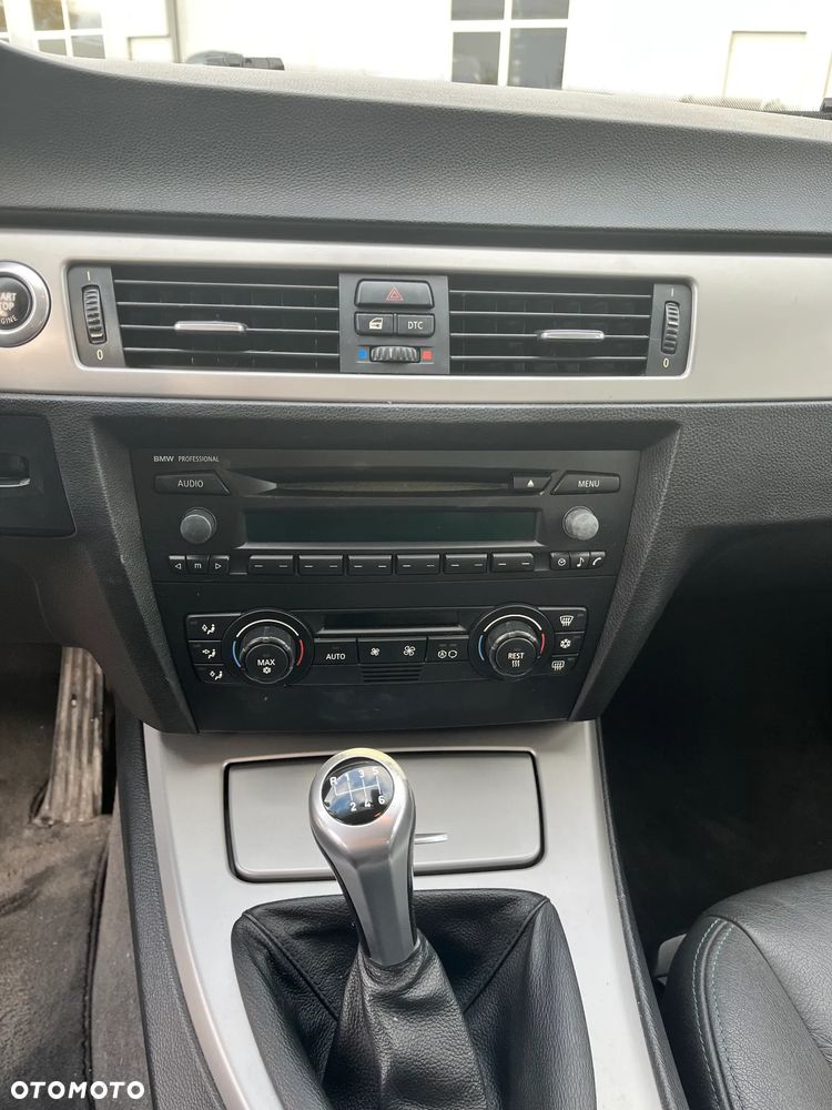 BMW Seria 3 320d DPF Edition Fleet - 12