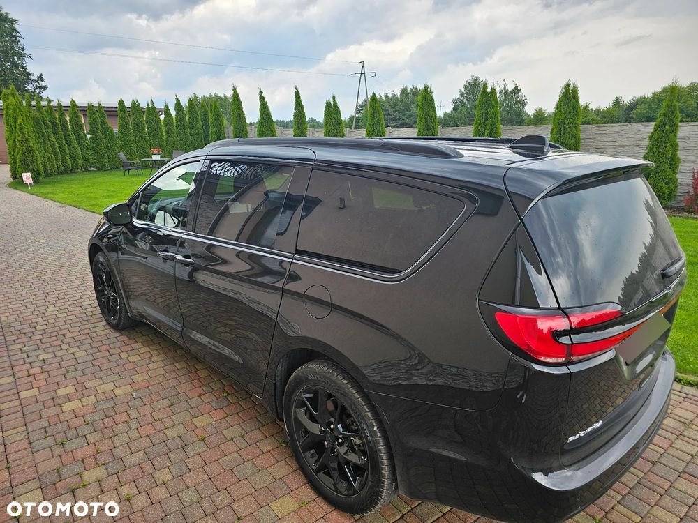 Chrysler Pacifica - 20
