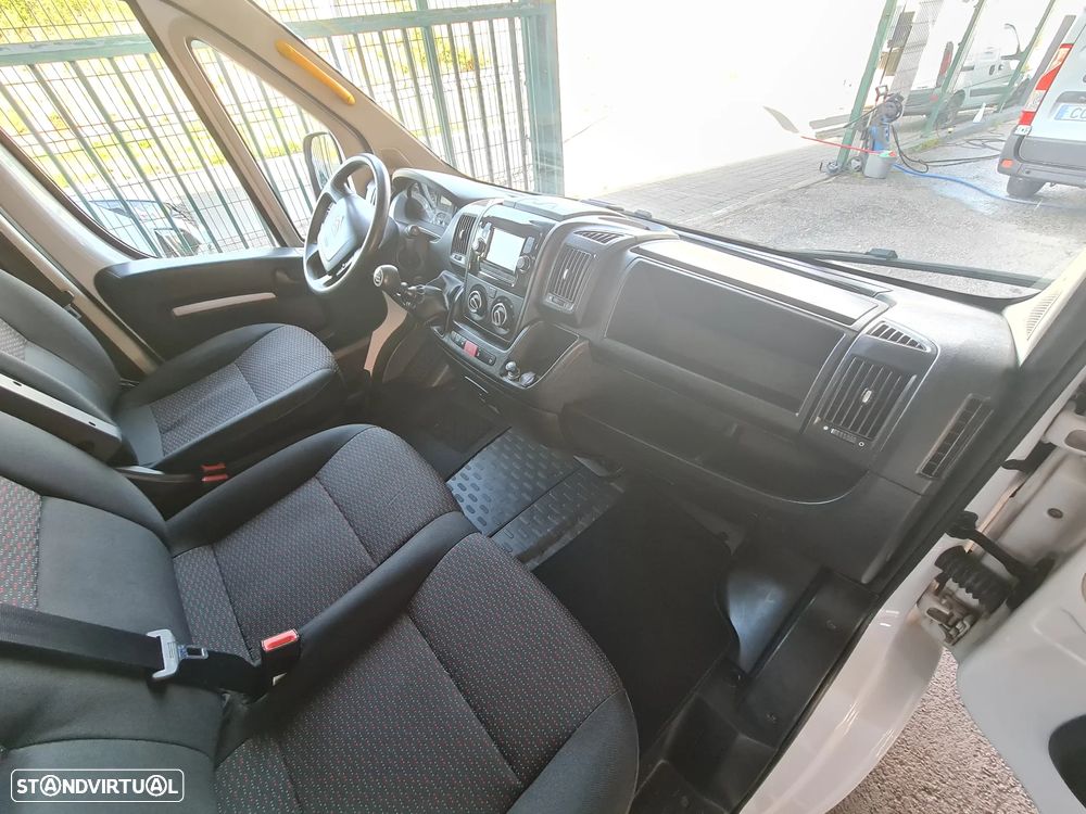 Citroën JUMPER 2.2 HDI L2H2 •2022 •GPS •CAMERA •c/IVA dedutível - 9