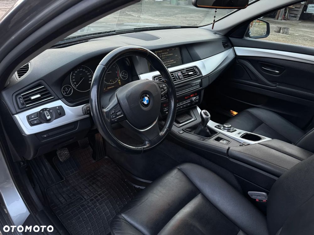 BMW Seria 5 520d - 6