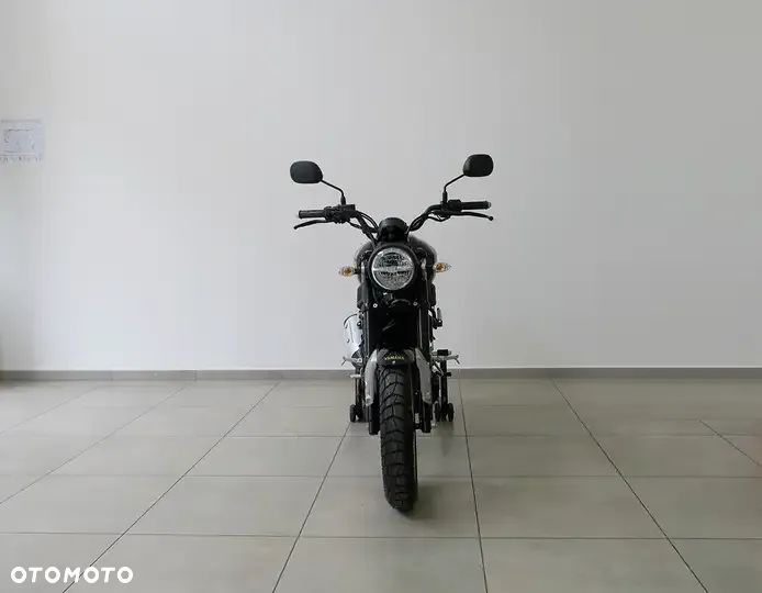 Yamaha XSR - 2