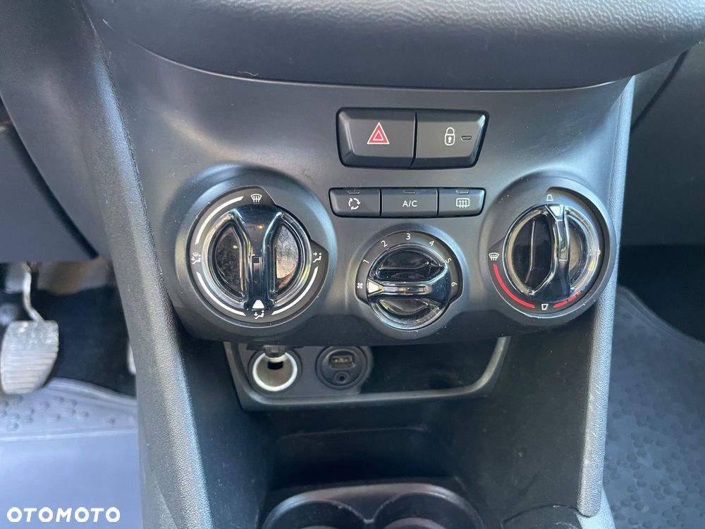 Peugeot 208 82 VTI Active - 26