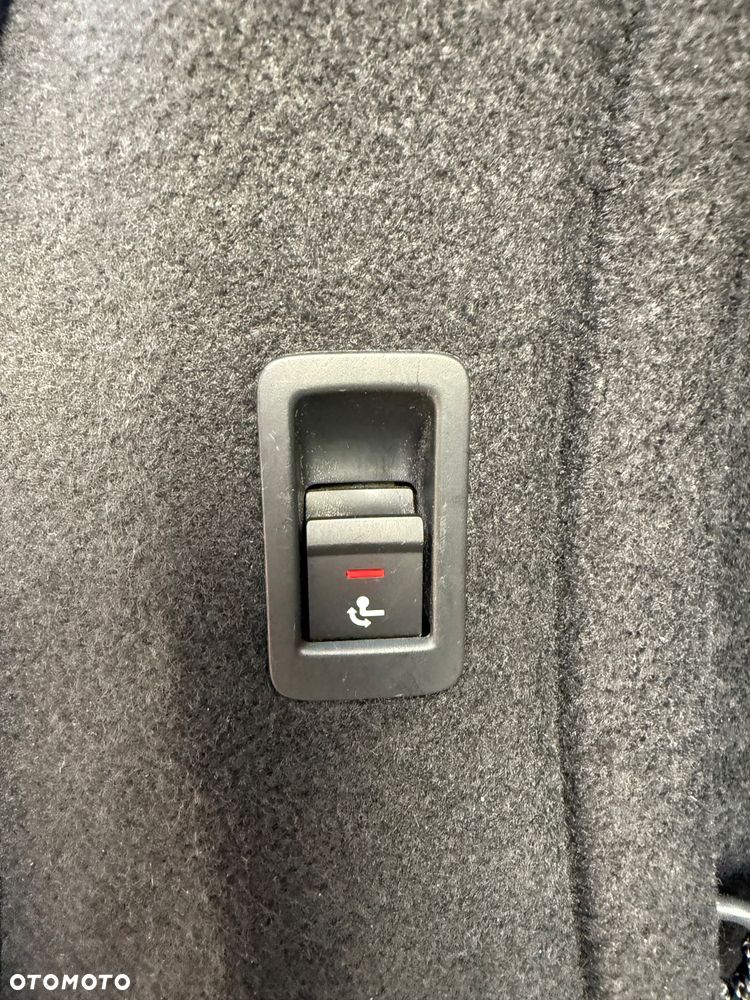 Audi A4 Allroad 2.0 TDI Quattro - 33