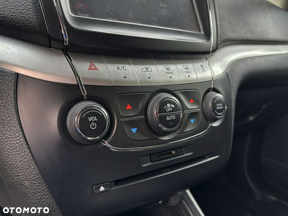 Fiat Freemont 2.0 Multijet Urban AWD - 16