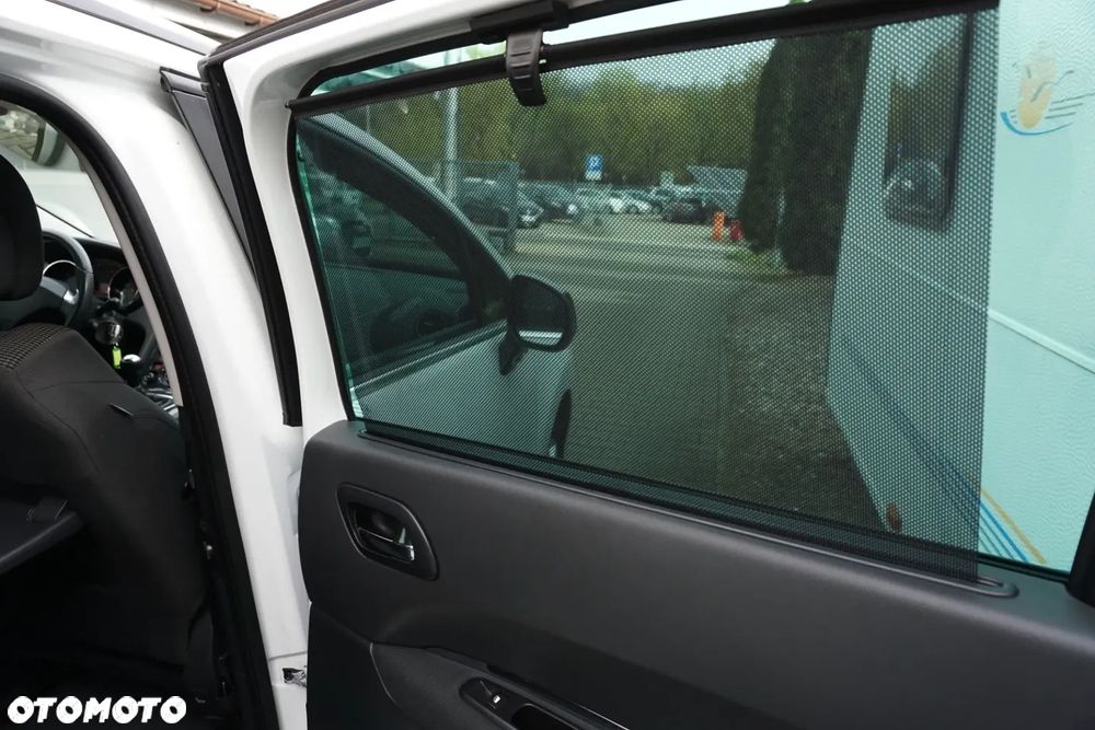 Peugeot 5008 1.6 Active 7os - 21