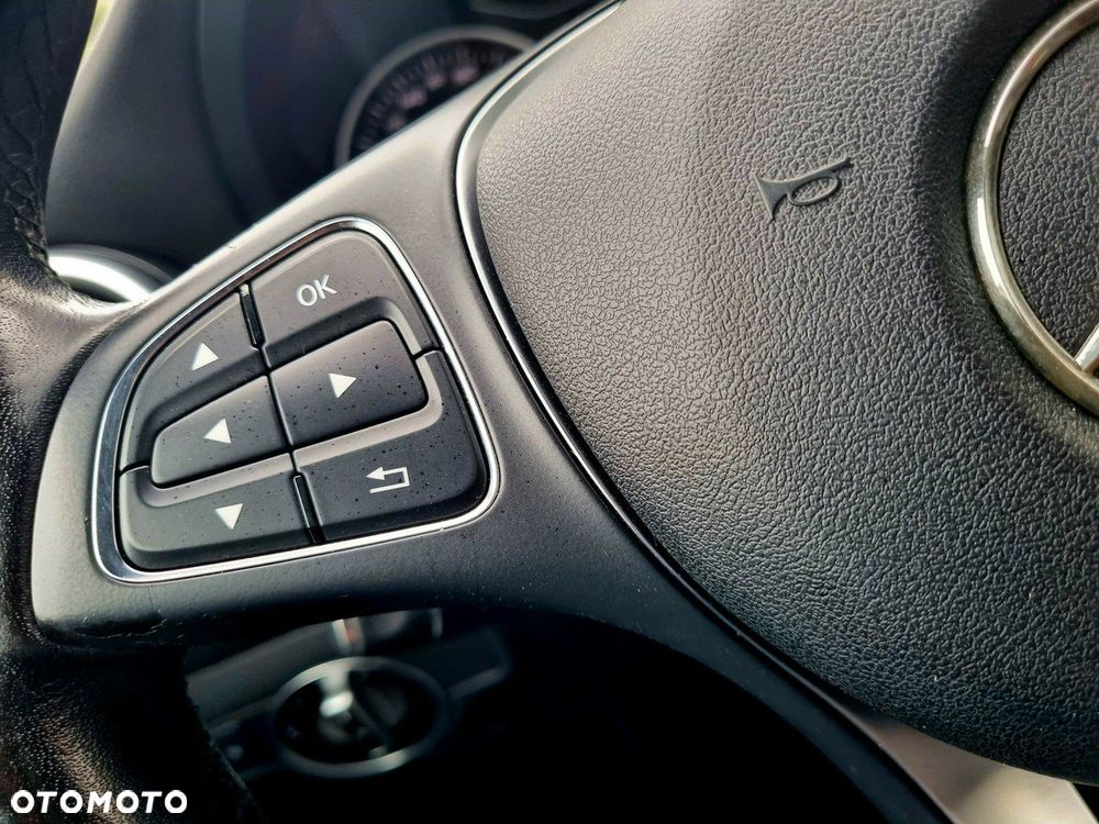 Mercedes-Benz Klasa A 180 7G-DCT Style - 16