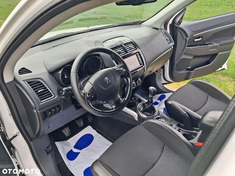 Peugeot 4008 - 18