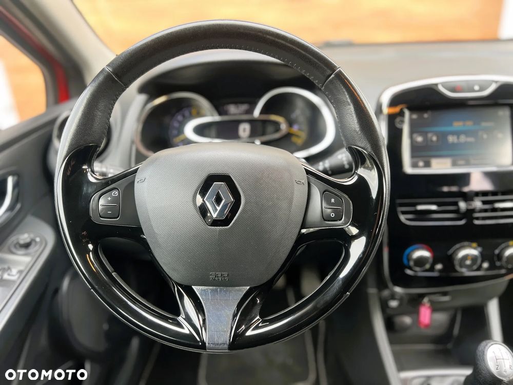 Renault Clio - 18