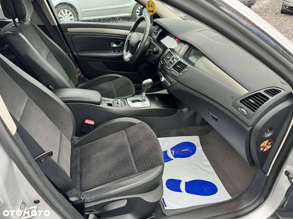 Renault Laguna 2.0 dCi Limited - 21