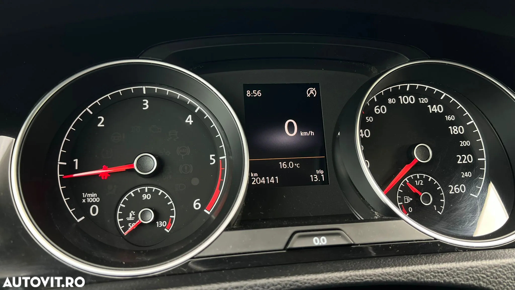 Volkswagen Golf - 17