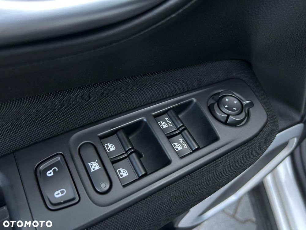 Jeep Renegade 1.4 MultiAir Longitude FWD S&S - 12