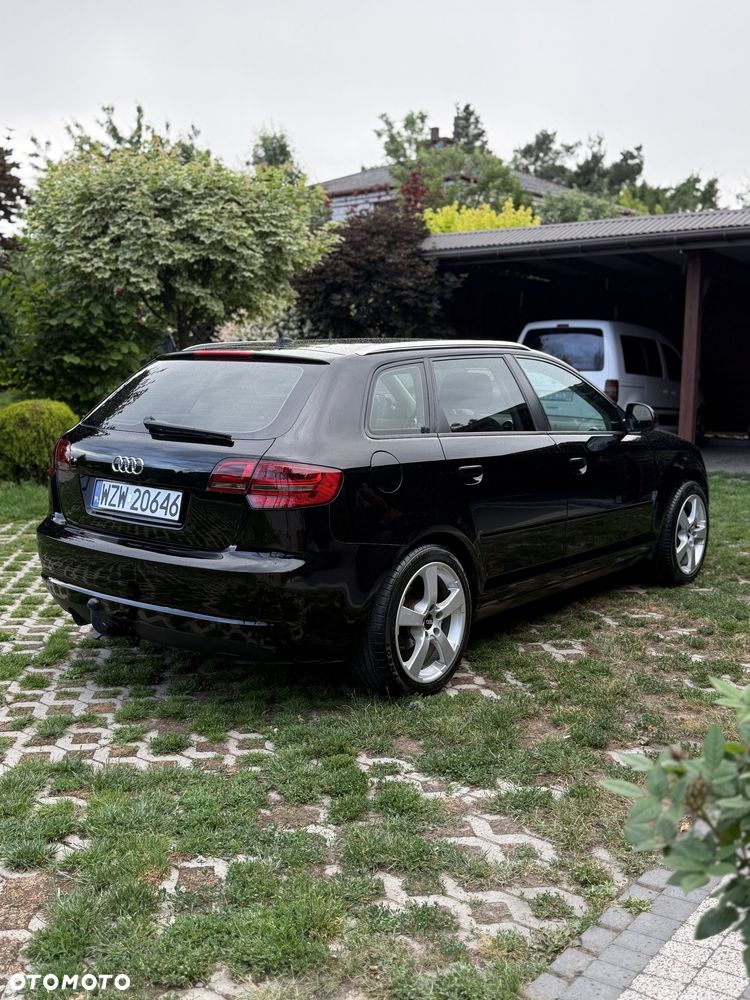 Audi A3 Sportback - 3