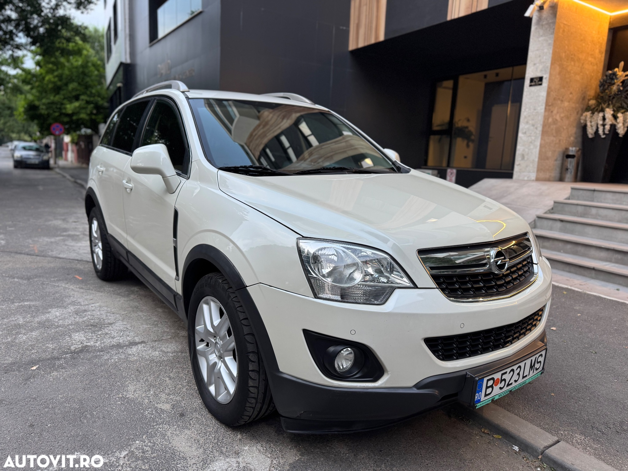 Opel Antara 2.2 CDTI Aut. Design Edition - 2
