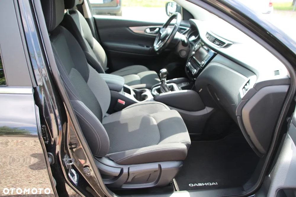 Nissan Qashqai 1.3 DIG-T Tekna - 21