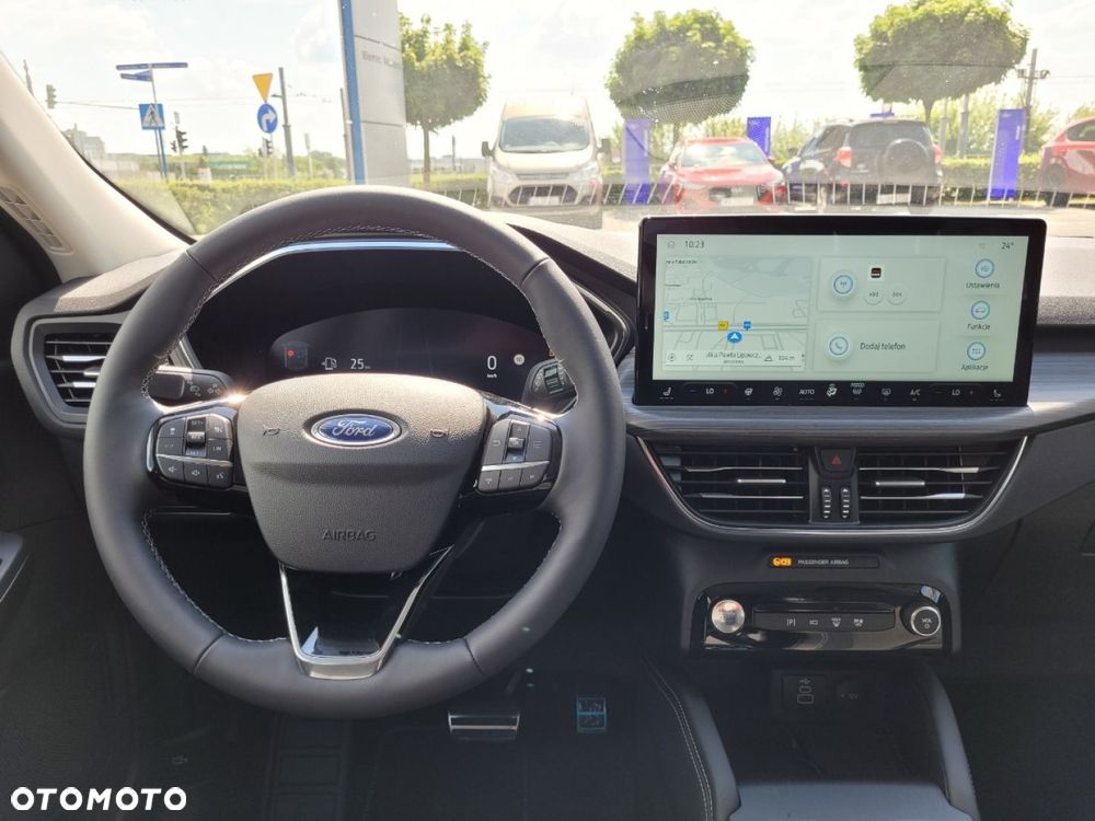 Ford Kuga - 30