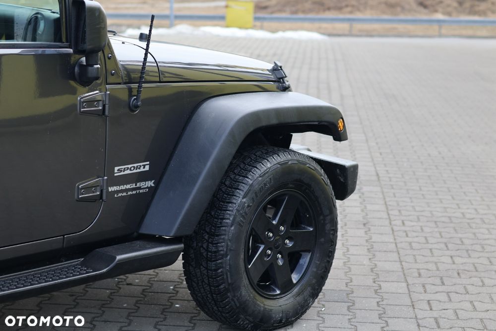 Jeep Wrangler - 3