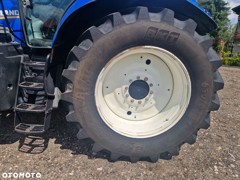 New Holland T7.245 AUTOCOMMAND PNEUMATYKA - 32