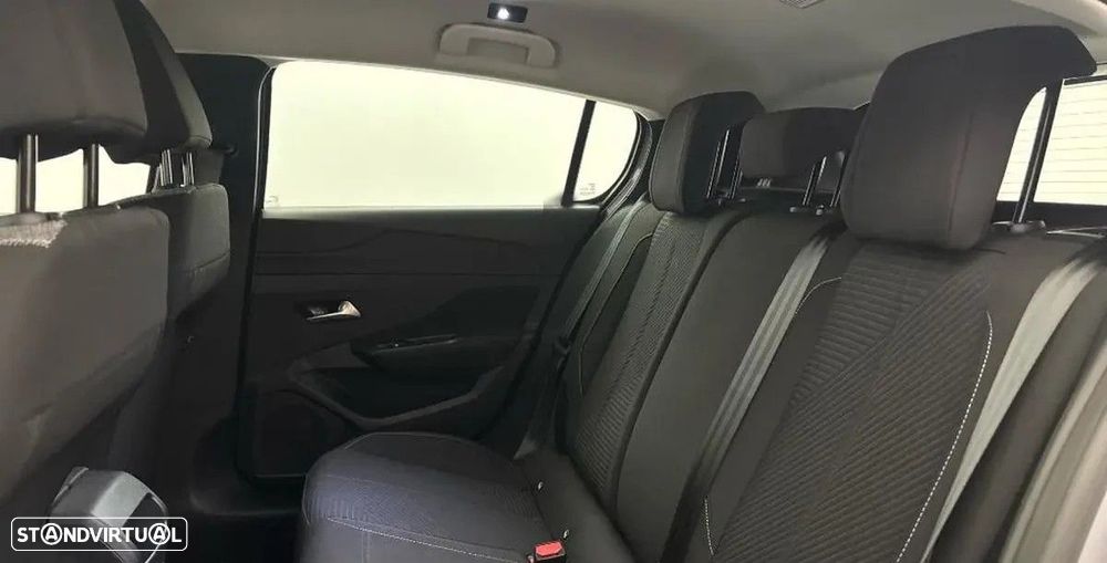 Peugeot 308 PureTech 130 EAT8 Active Pack - 6