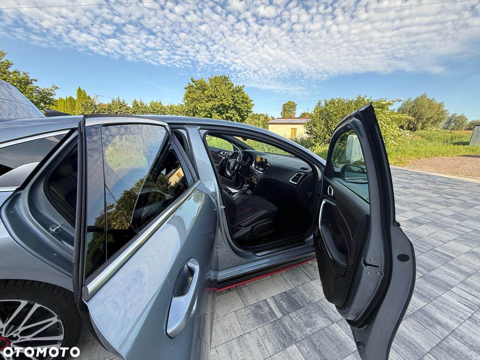 Kia ProCeed 1.6 T-GDI GT DCT - 15