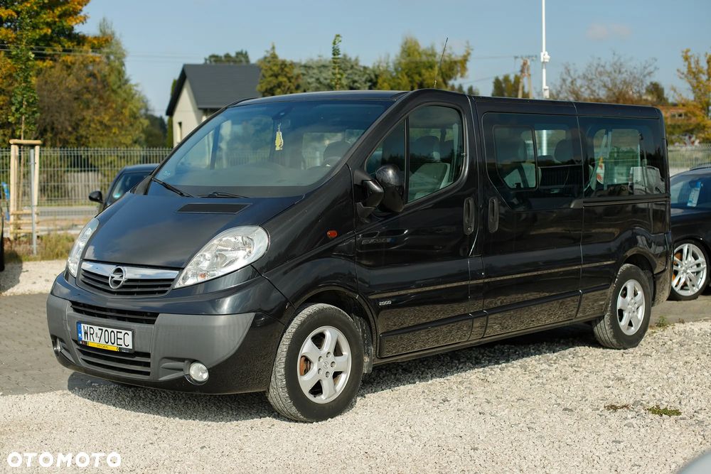 Opel Vivaro L2H1 2.9t - 15