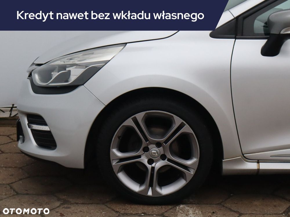 Renault Clio - 15