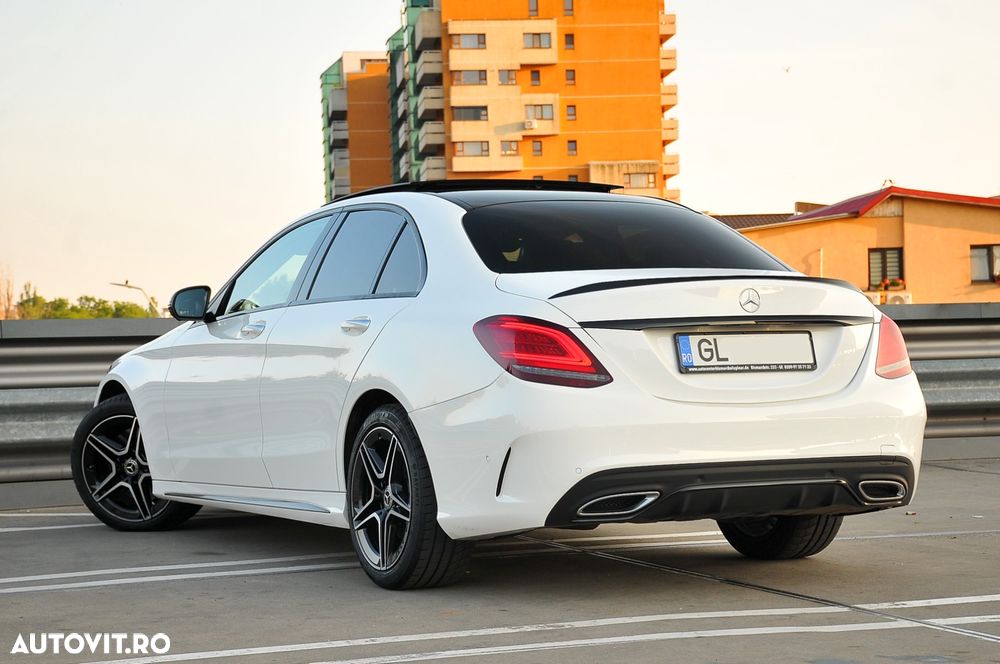 Mercedes-Benz C 300 d 4Matic 9G-TRONIC - 5