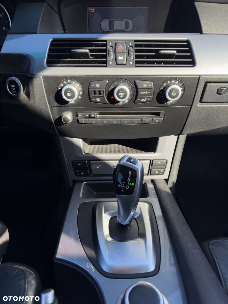 BMW Seria 5 - 16