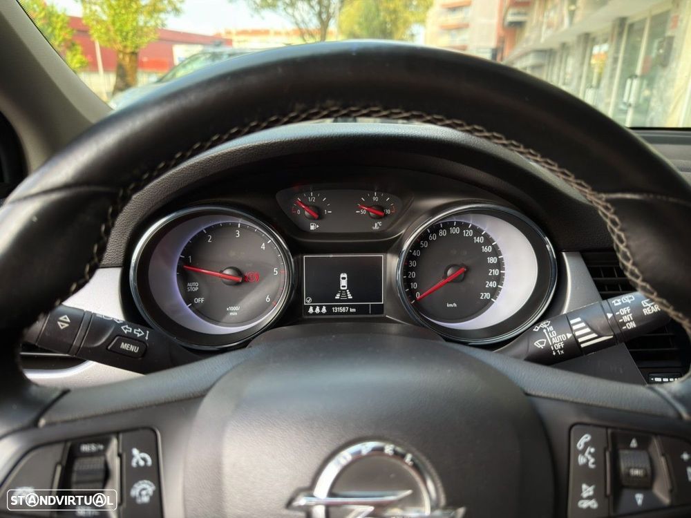 Opel Astra Sports Tourer 1.6 CDTI Innovation S/S - 10