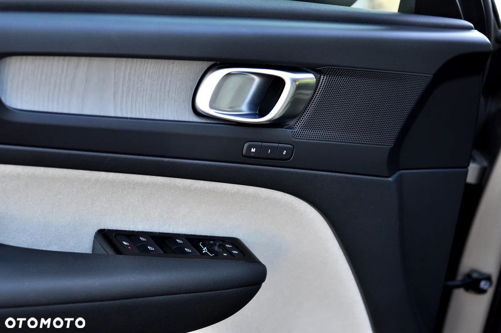 Volvo XC 40 T3 Inscription - 15