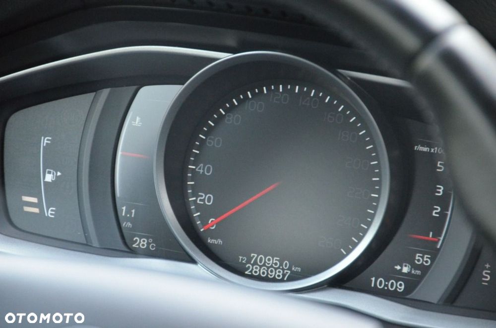 Volvo V70 - 37