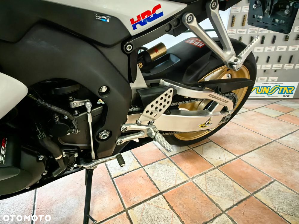 Honda CBR - 7