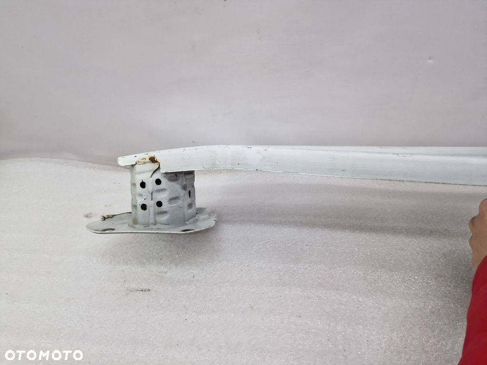 TOYOTA COROLLA E21 SEDAN BELKA TYLNA TYLNIA TYŁ / POD ZDERZAK TYLNY , NR AUKCJI BEL180 - 7
