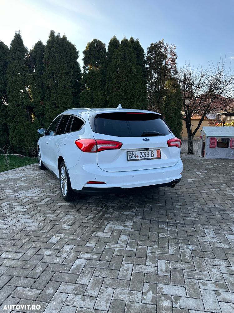 Ford Focus 2.0 EcoBlue Start-Stopp-System TITANIUM X - 13