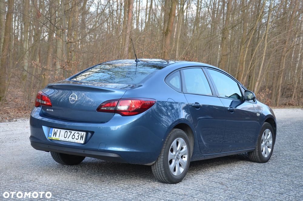 Opel Astra 1.6 Business - 7
