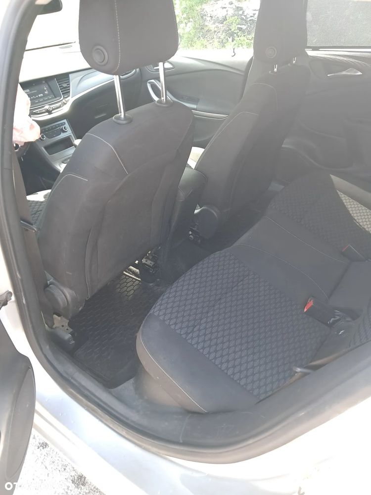 Opel Astra - 4